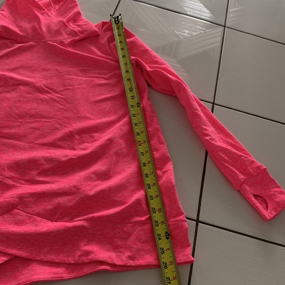 Triple Flip hoodie style top (no hood, has a stand up/fold down collar) - Picture 8 of 12